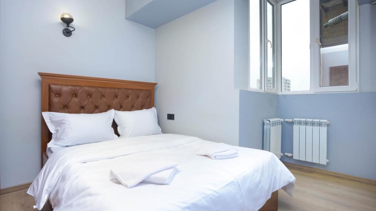 Stay Inn Apartments On Amiryan 15 เยเรวาน ภายนอก รูปภาพ