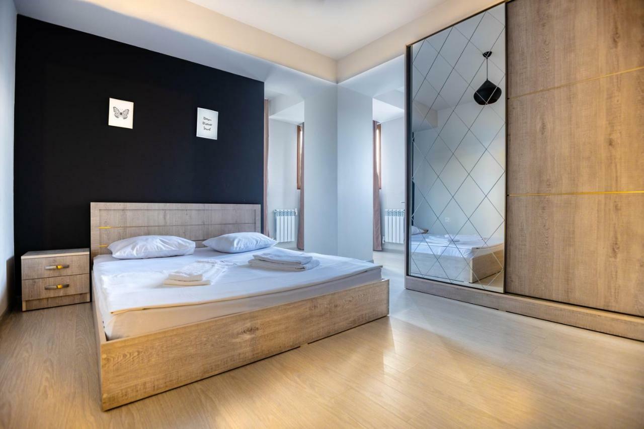 Stay Inn Apartments On Amiryan 15 เยเรวาน ภายนอก รูปภาพ