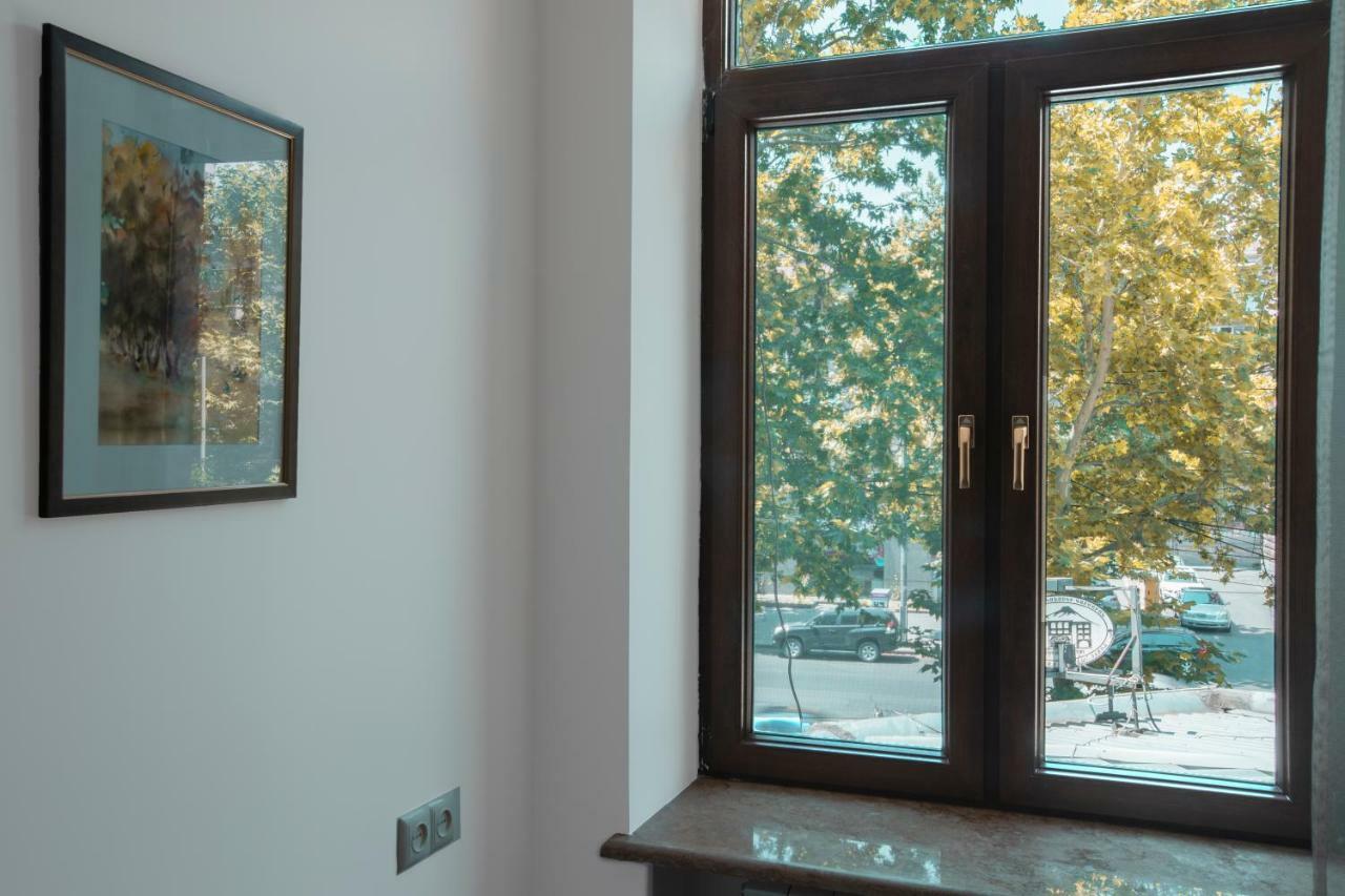 Stay Inn Apartments On Amiryan 15 เยเรวาน ภายนอก รูปภาพ